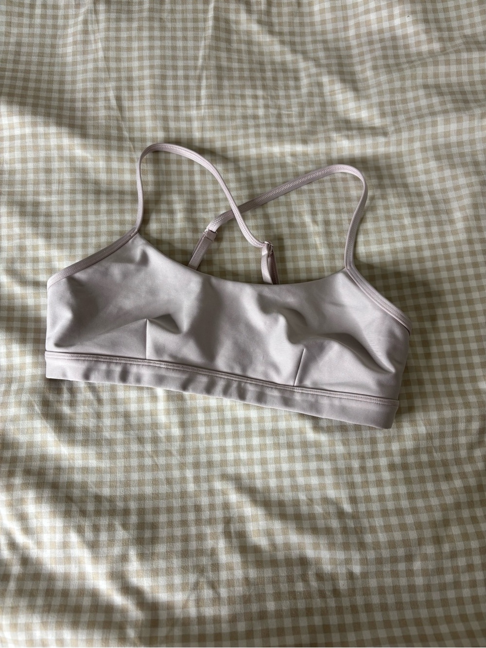 Alo Yoga Airlift Intrigue Bra in Ballet Pink